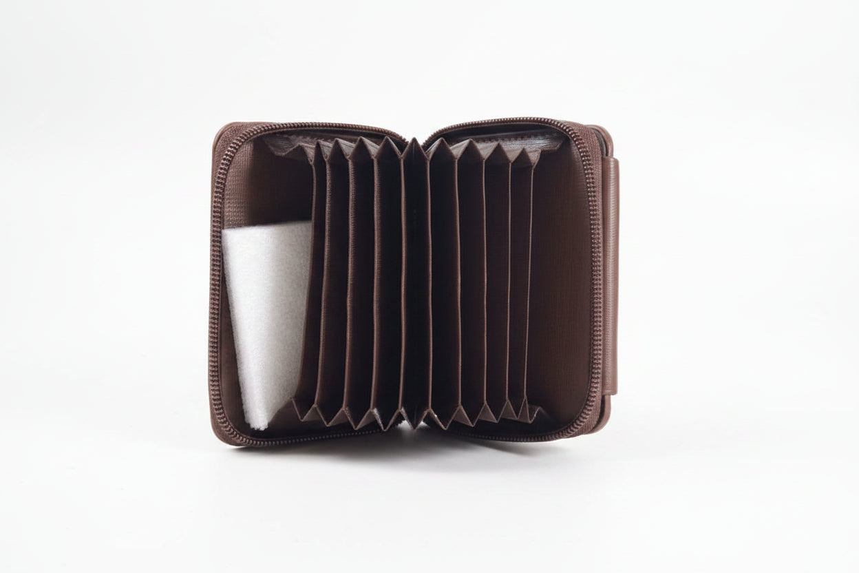 DOUBLE BUTTON CARD HOLDER